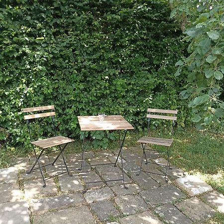 L'Echappee Au Jardin, Yourte Bucolique Godinne المظهر الخارجي الصورة